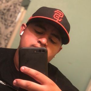 Meet your Posher, Moises